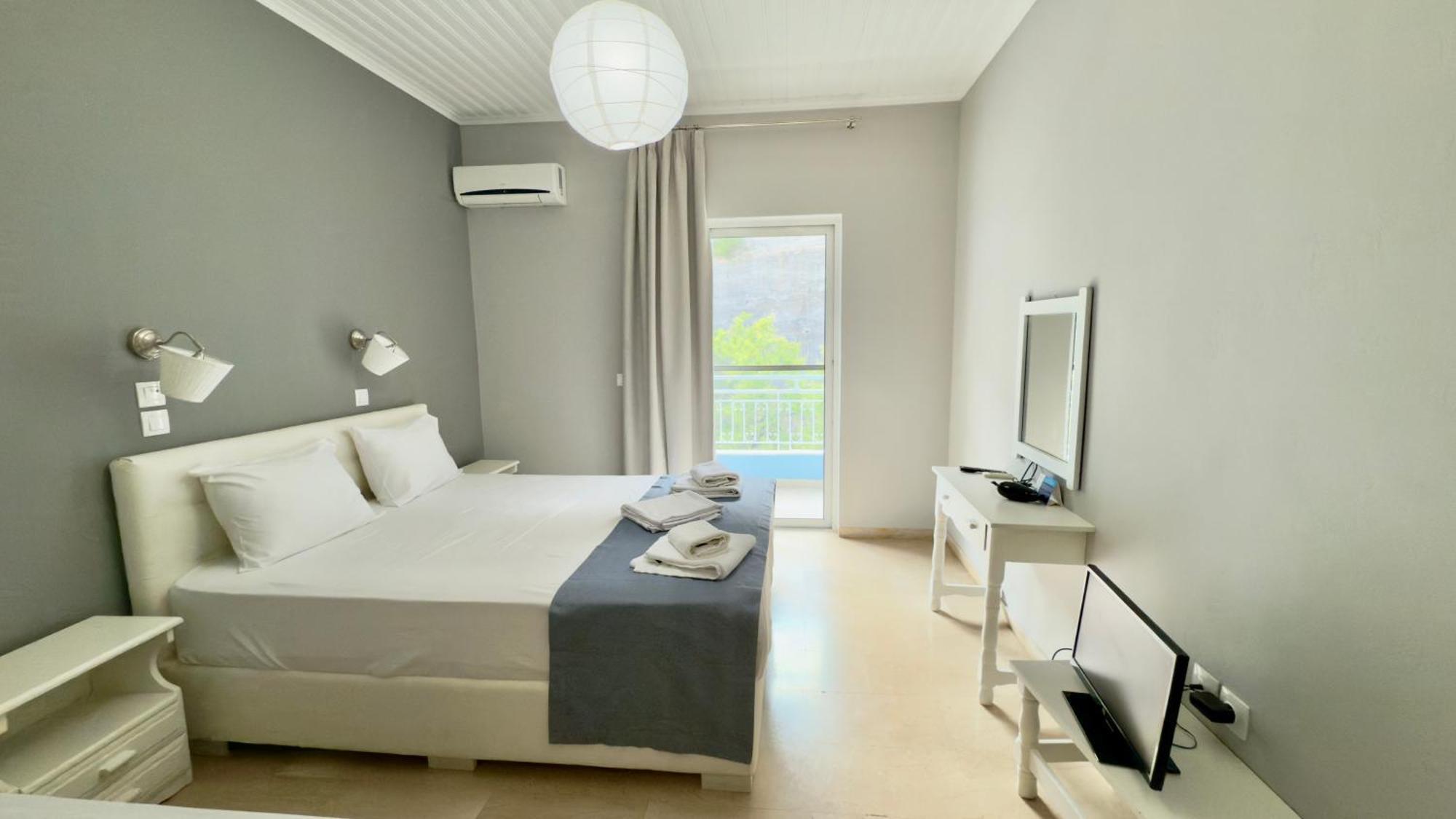 Ponti Hotel 2*